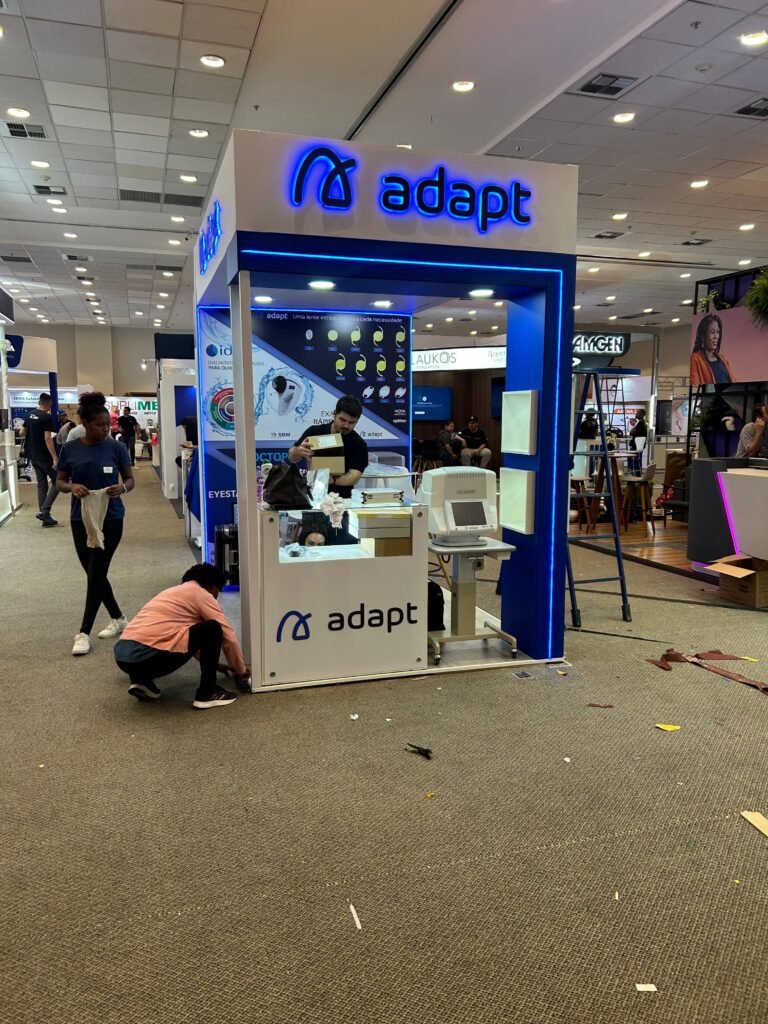 ADAPTE STANDE
